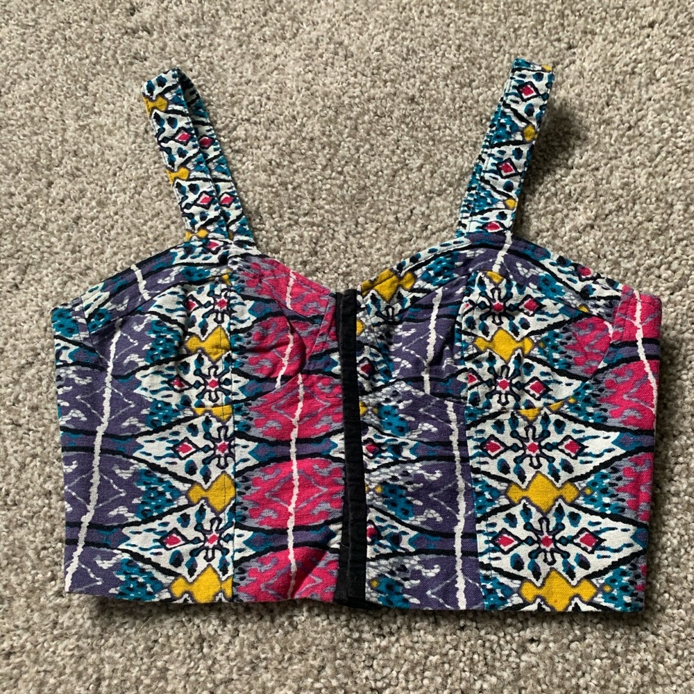 Crop top